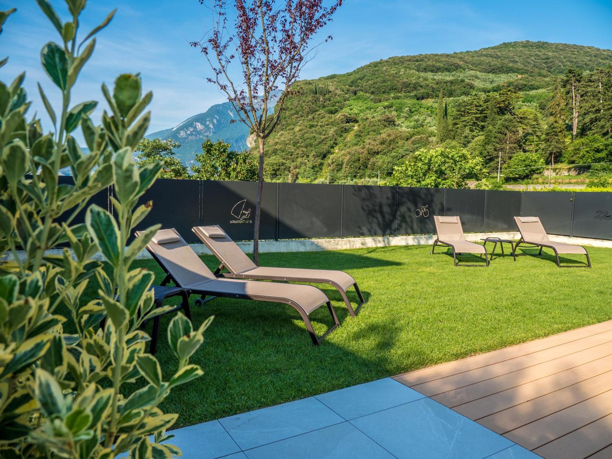 Maffei Apartments - Active Holidays Riva del Garda Ngoại thất bức ảnh